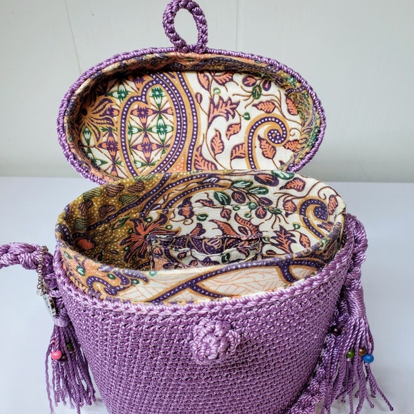 The Sak Essential Crochet Phone Crossbody in Heather - Picture 8 of 9